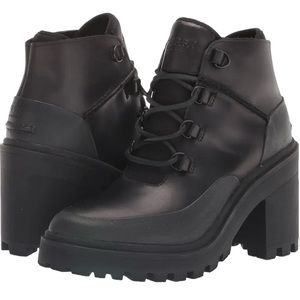 Pretty Tough Sperry Boots